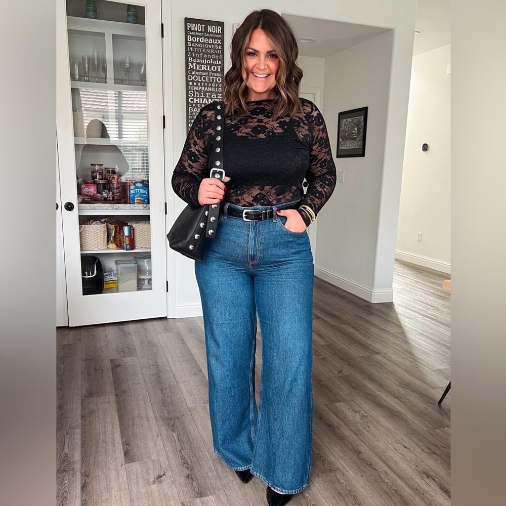 Abercrombie High rise, wide leg jeans (curve love)